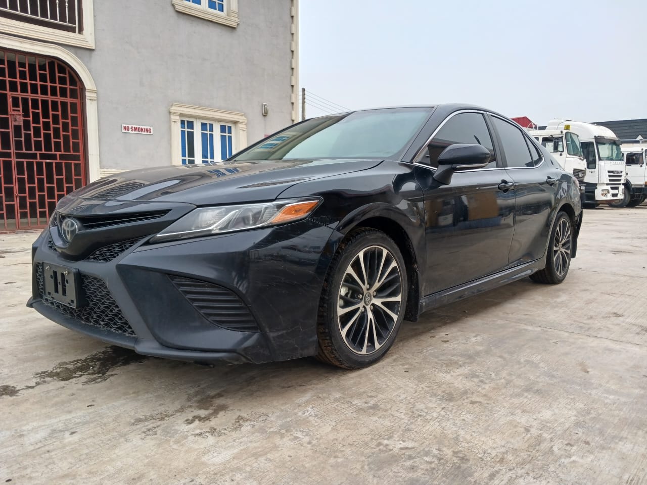 Toyota Camry SE