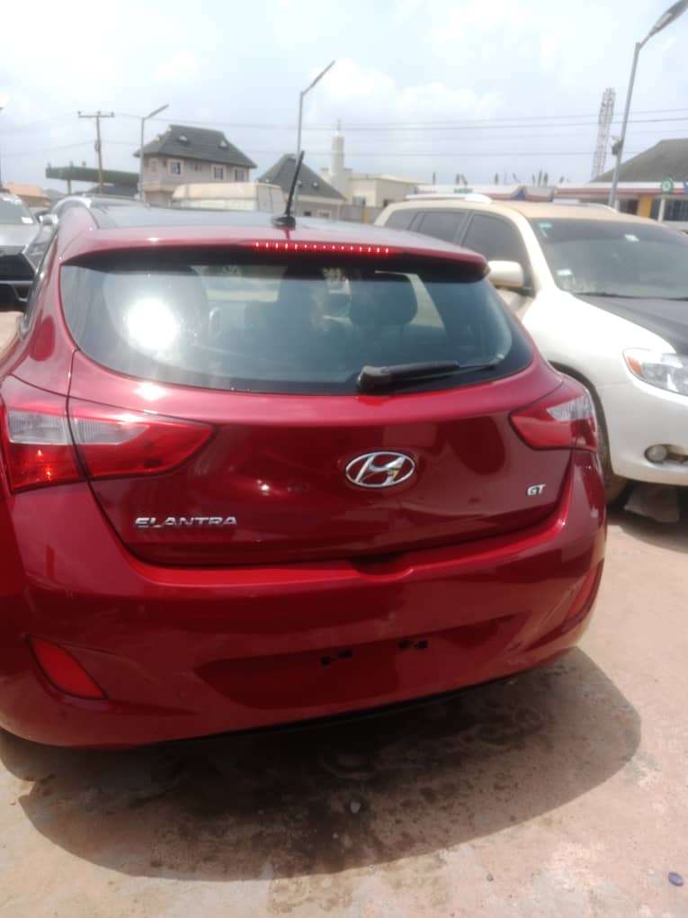 Hyundai Elantra GT