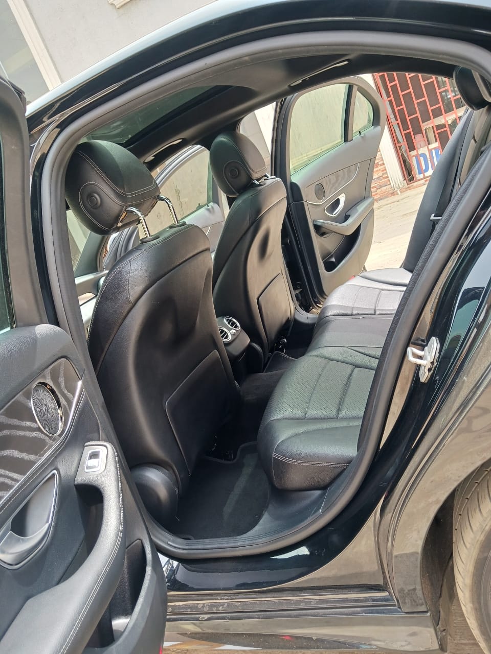 Mercedes Benz C300