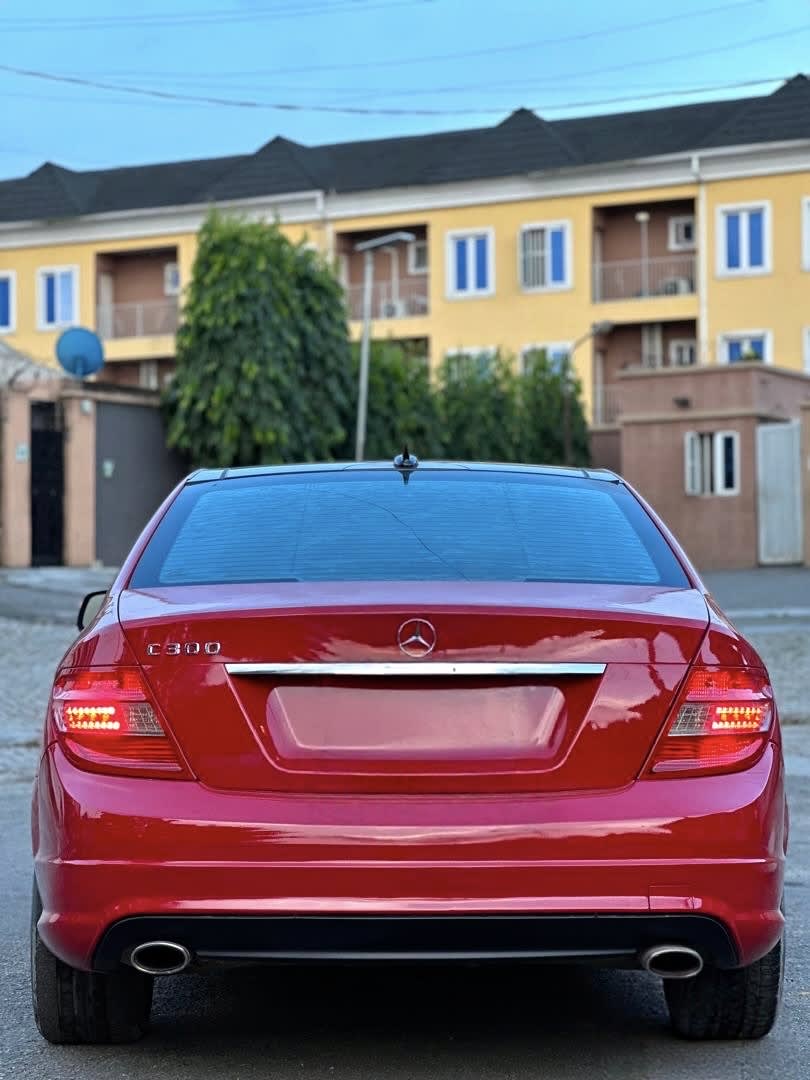 Mercedes Benz C300