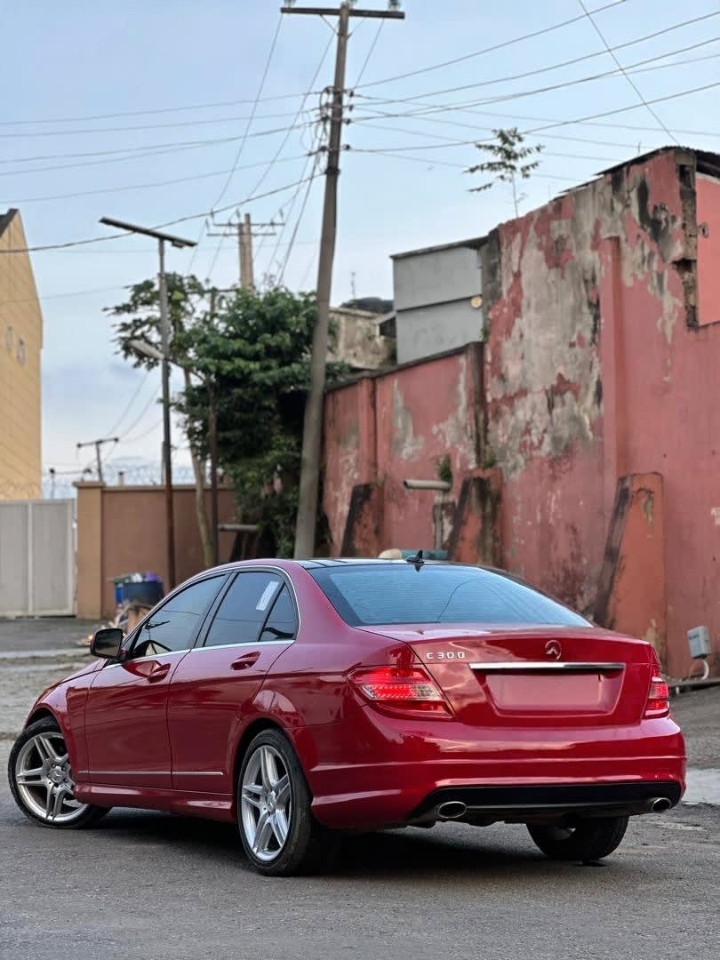 Mercedes Benz C300