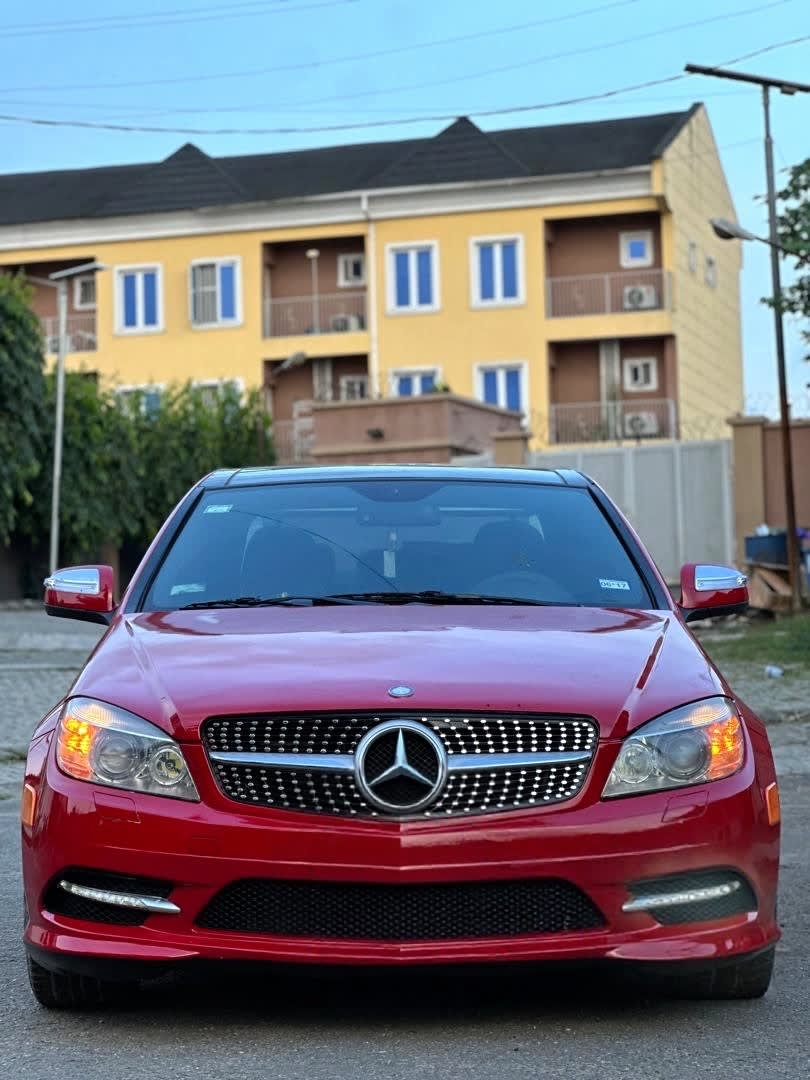 Mercedes Benz C300