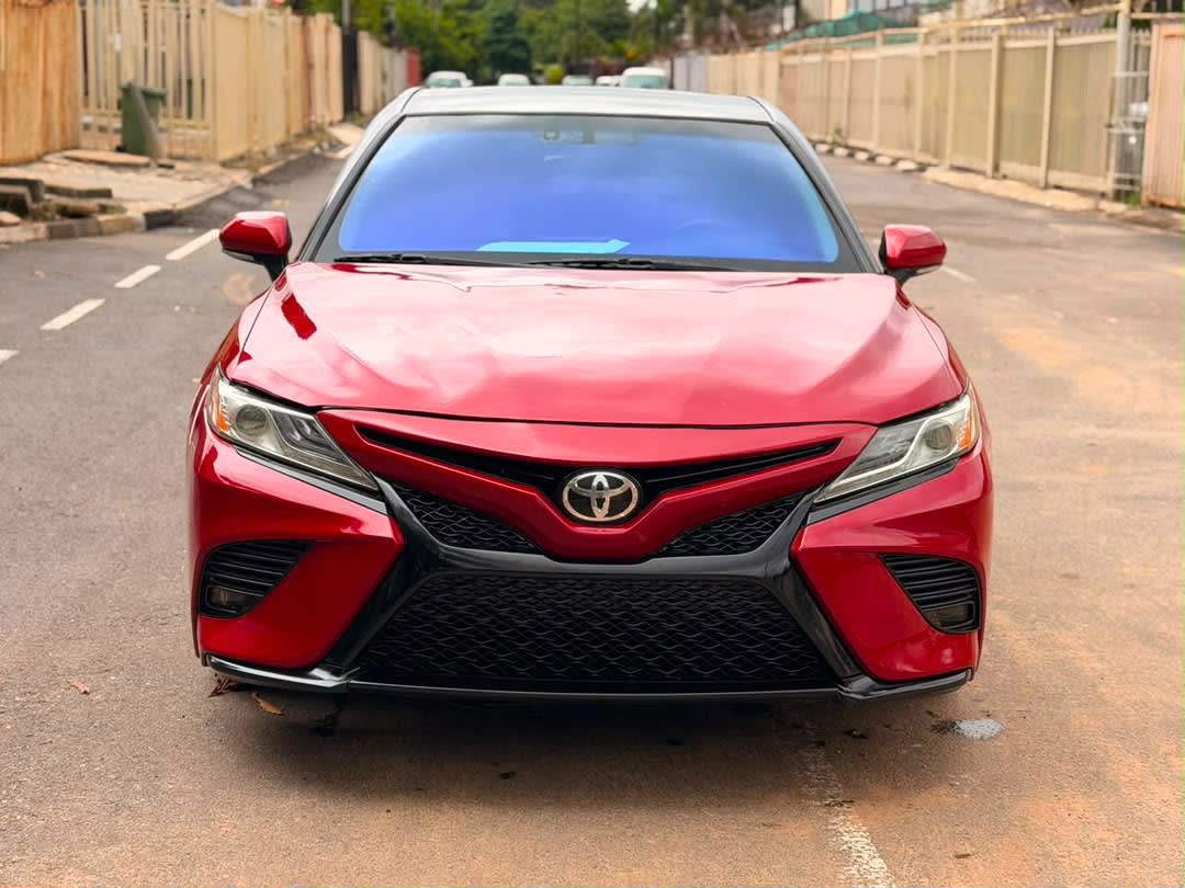Toyota Camry Camry SE