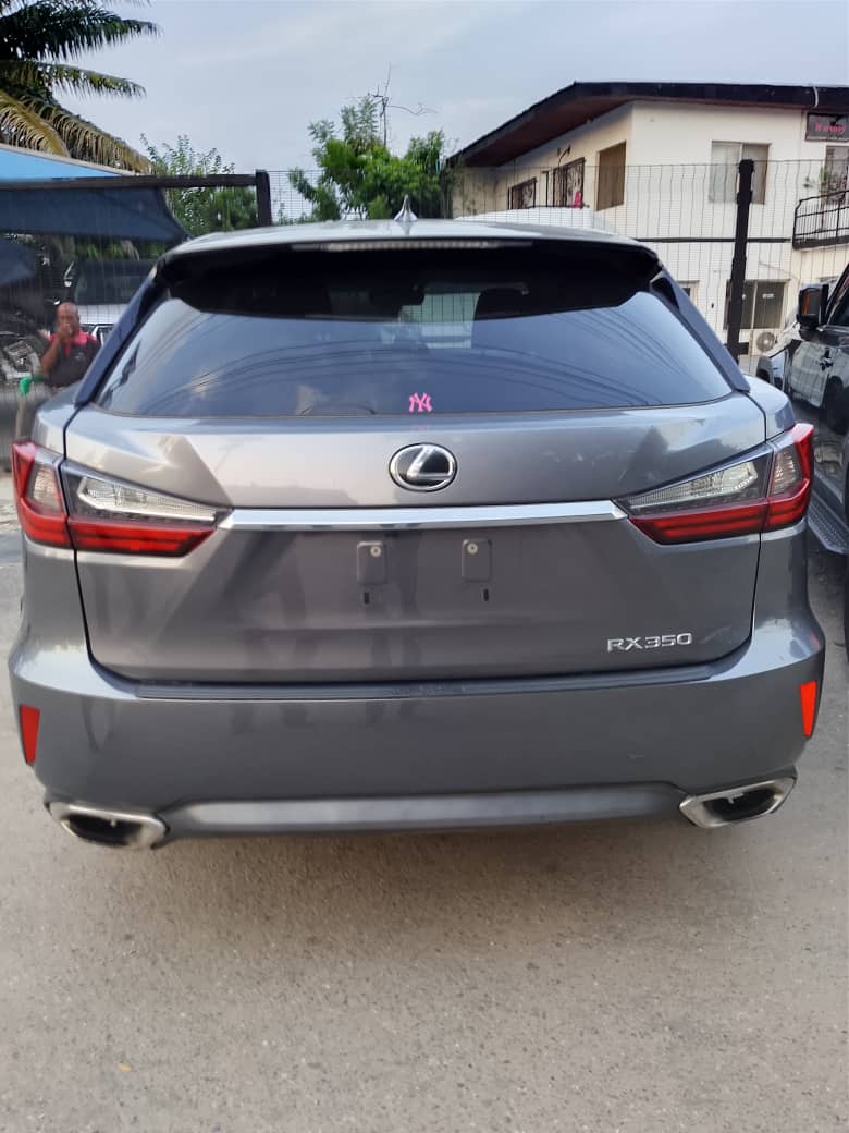 Lexus RX luxury