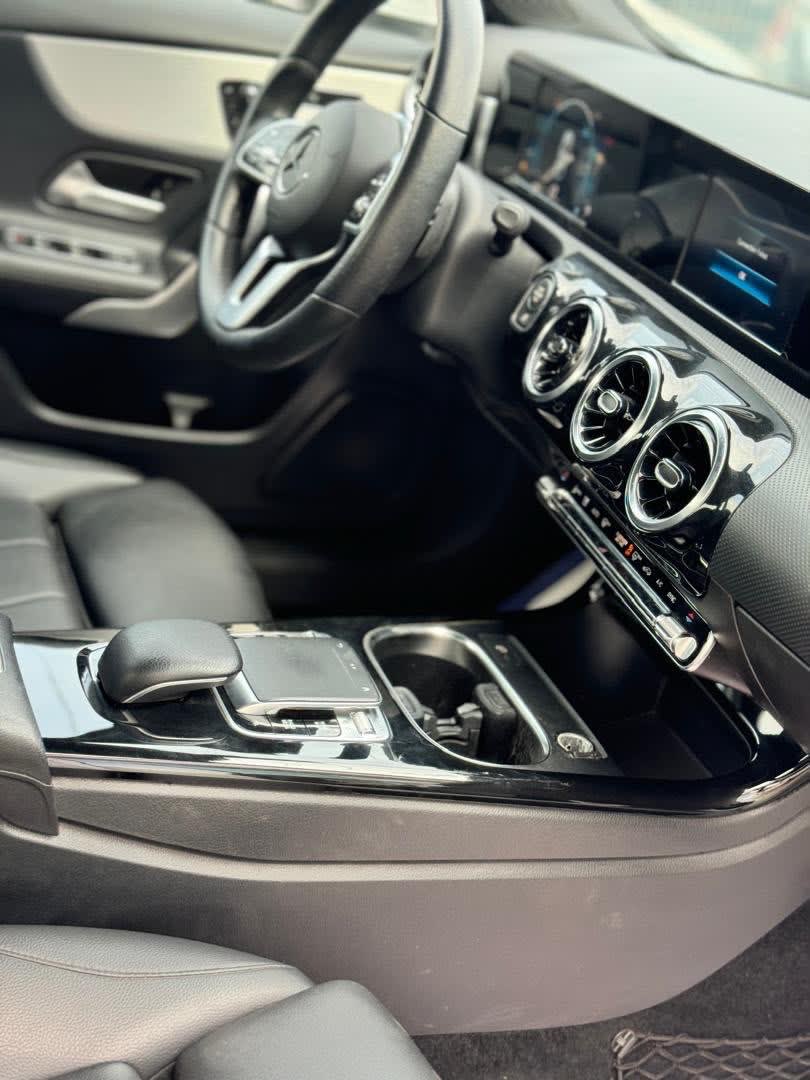 Mercedes A2020
