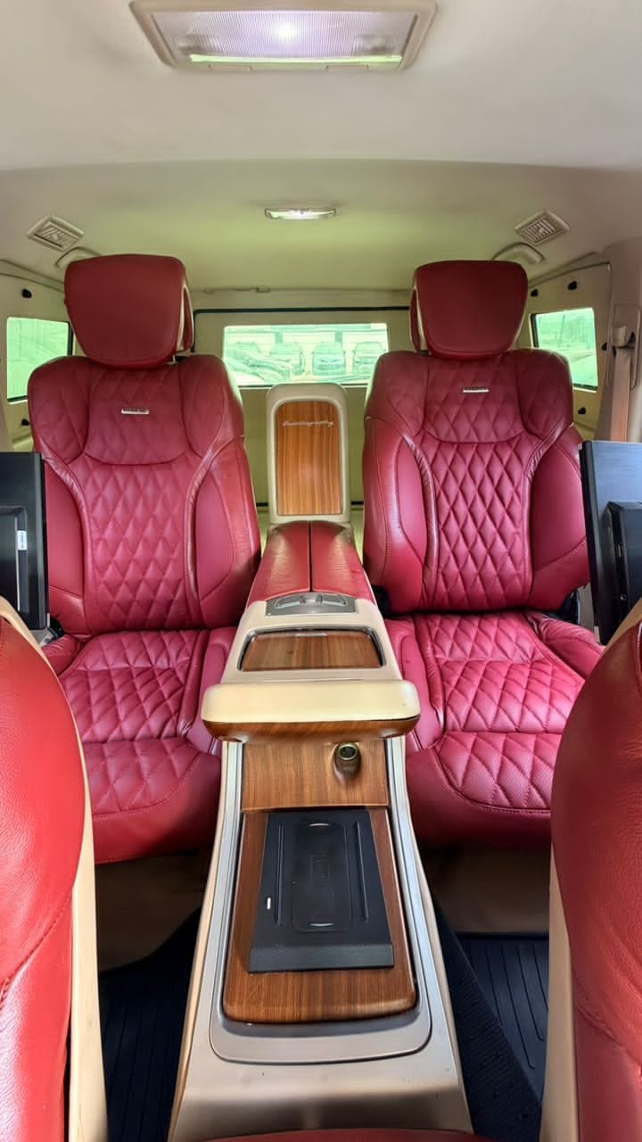 TOYOTA LANDCRUISER
