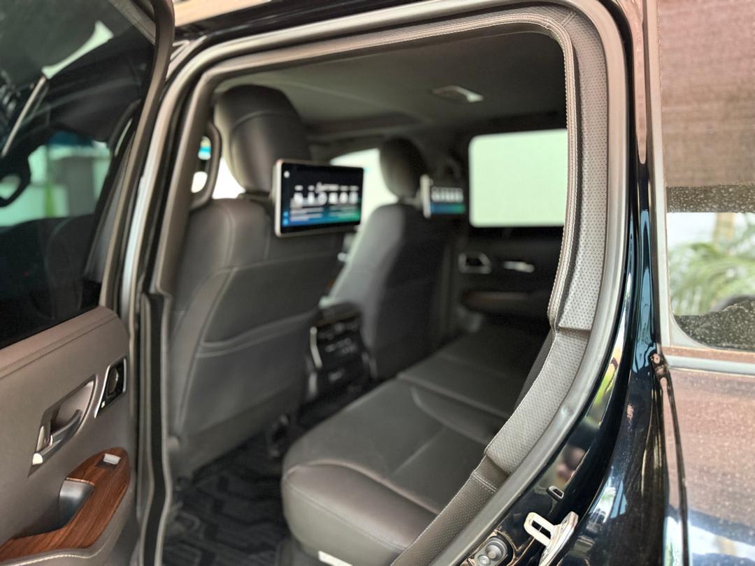 TOYOTA LANDCRUISER