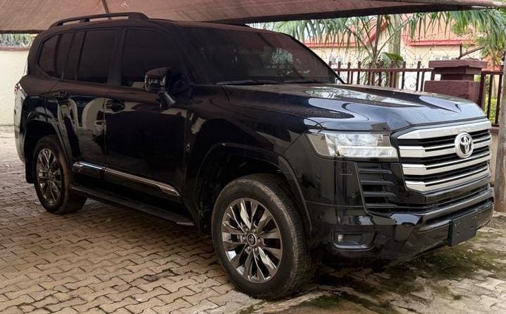 TOYOTA LANDCRUISER