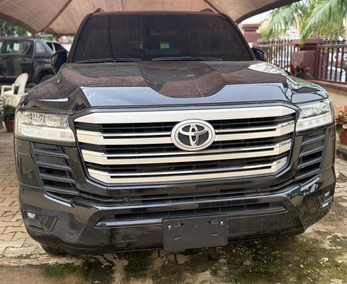 TOYOTA LANDCRUISER