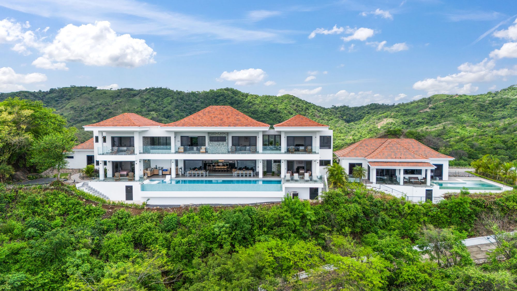 Villa Luna — 3