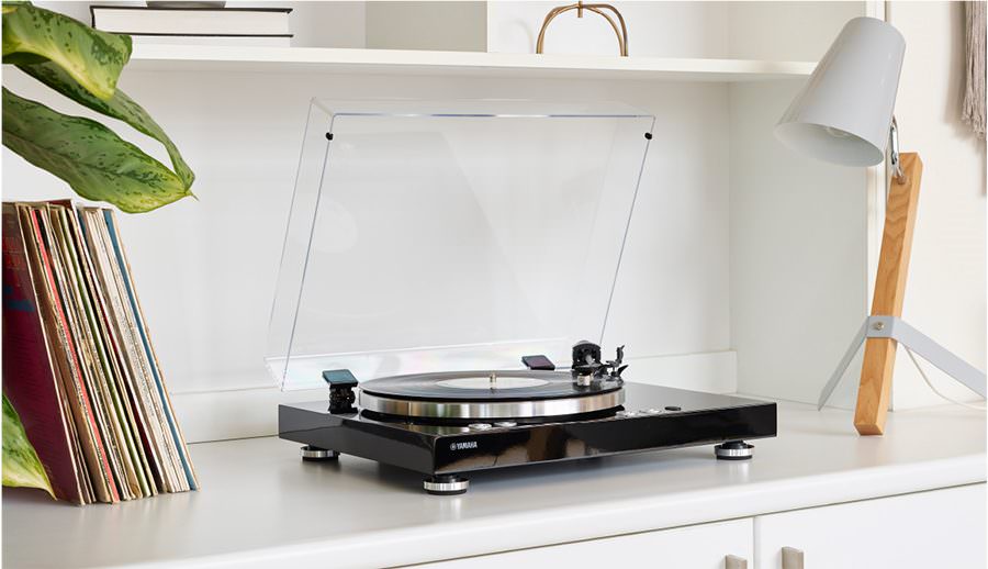 Yamaha XDA-QS5400RK features