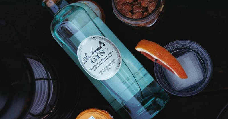 gin — photo 1