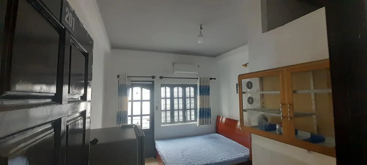 Cho thuê phòng Trần Đình Xu, Quận 1