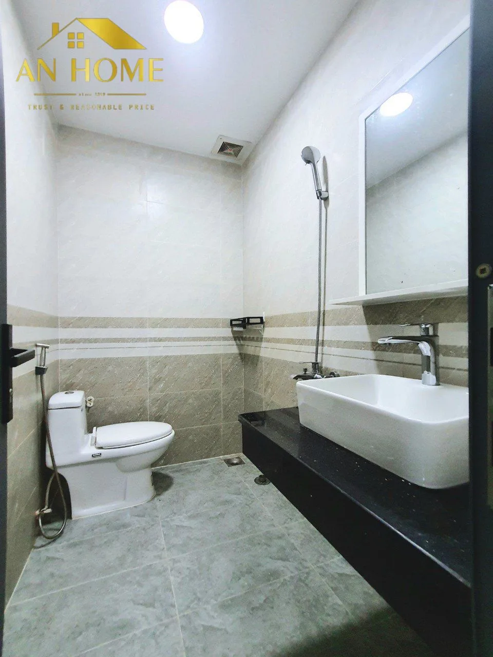 https://thegioicanhodichvu.com - Hình ảnh