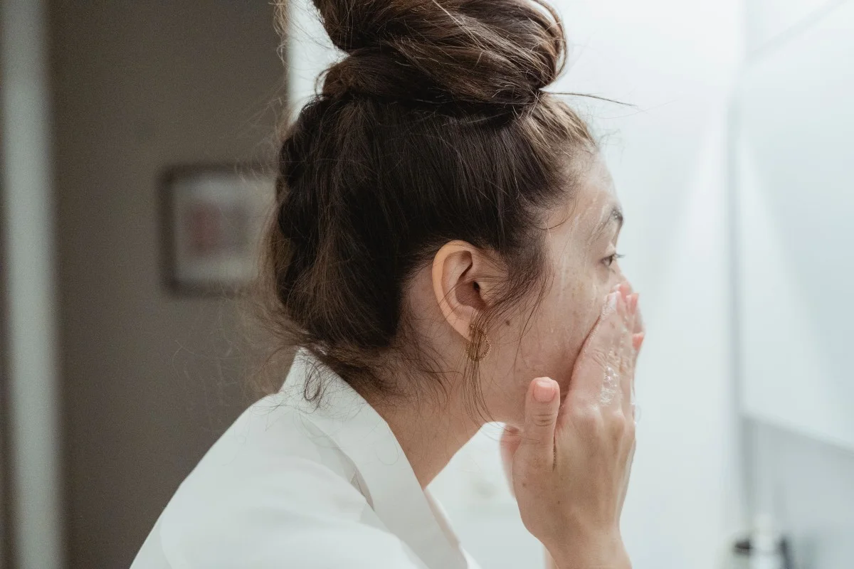 Washing Face