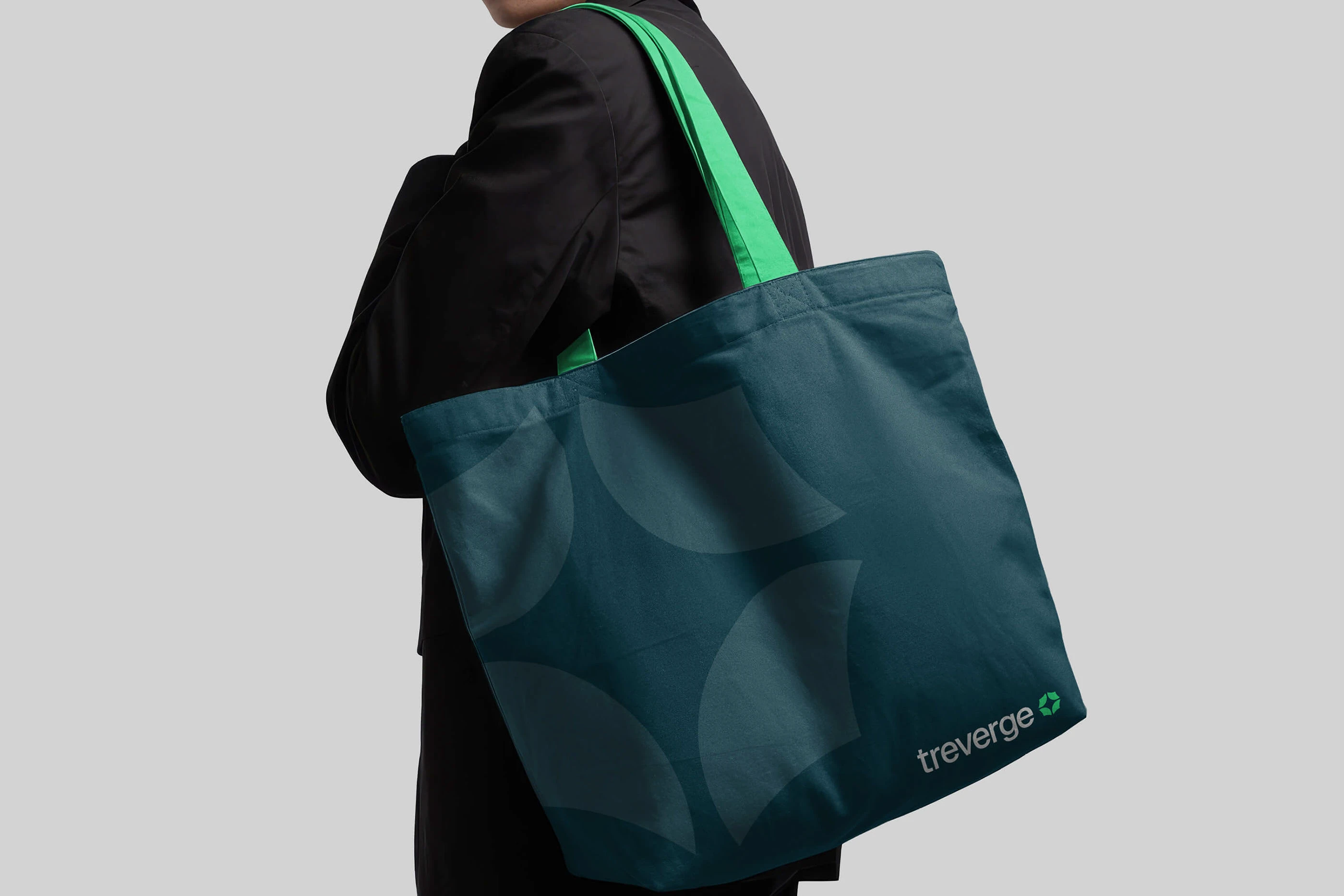 Branded takeaway cups with cohesive illustrated identity