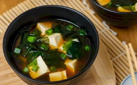 Người Nhật coi thức ăn như "thuốc": 5 món ăn được tiêu thụ mỗi ngày để sống thọ