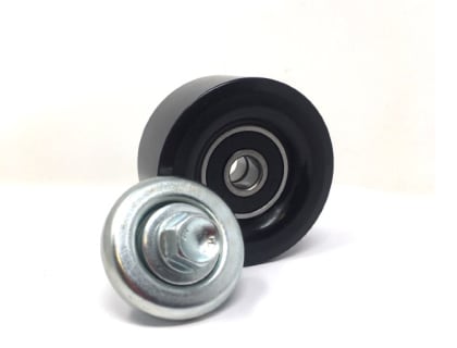 POLEA | Polea Loca Accesorios NISSAN NV350 L4 2.5L 2014-2015, 24 Valvulas DOHC Guía Superior; Urvan L4 2.5L 2007-2013, 24 Valvulas DOHC Guía Superior. | MEDIDA - | Metalica | Lisa