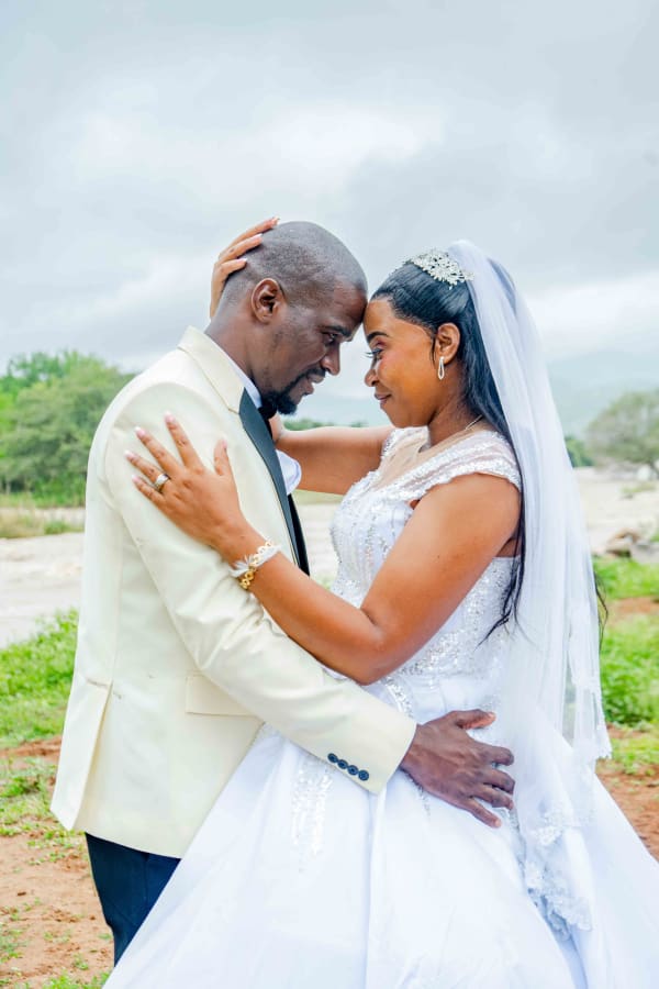Brige and groom only has eyes for each other