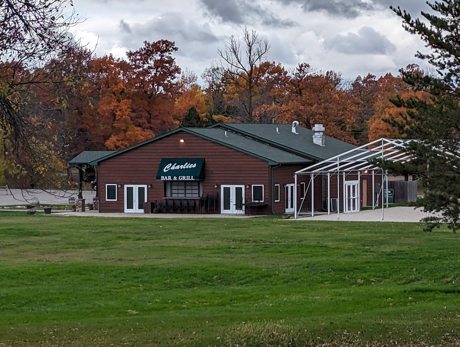Charlie's Bar & Grill at Northwood Hills Golf Course