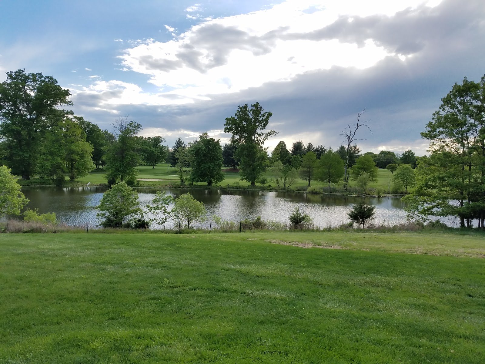 Brambleton Golf Course - Golf Course