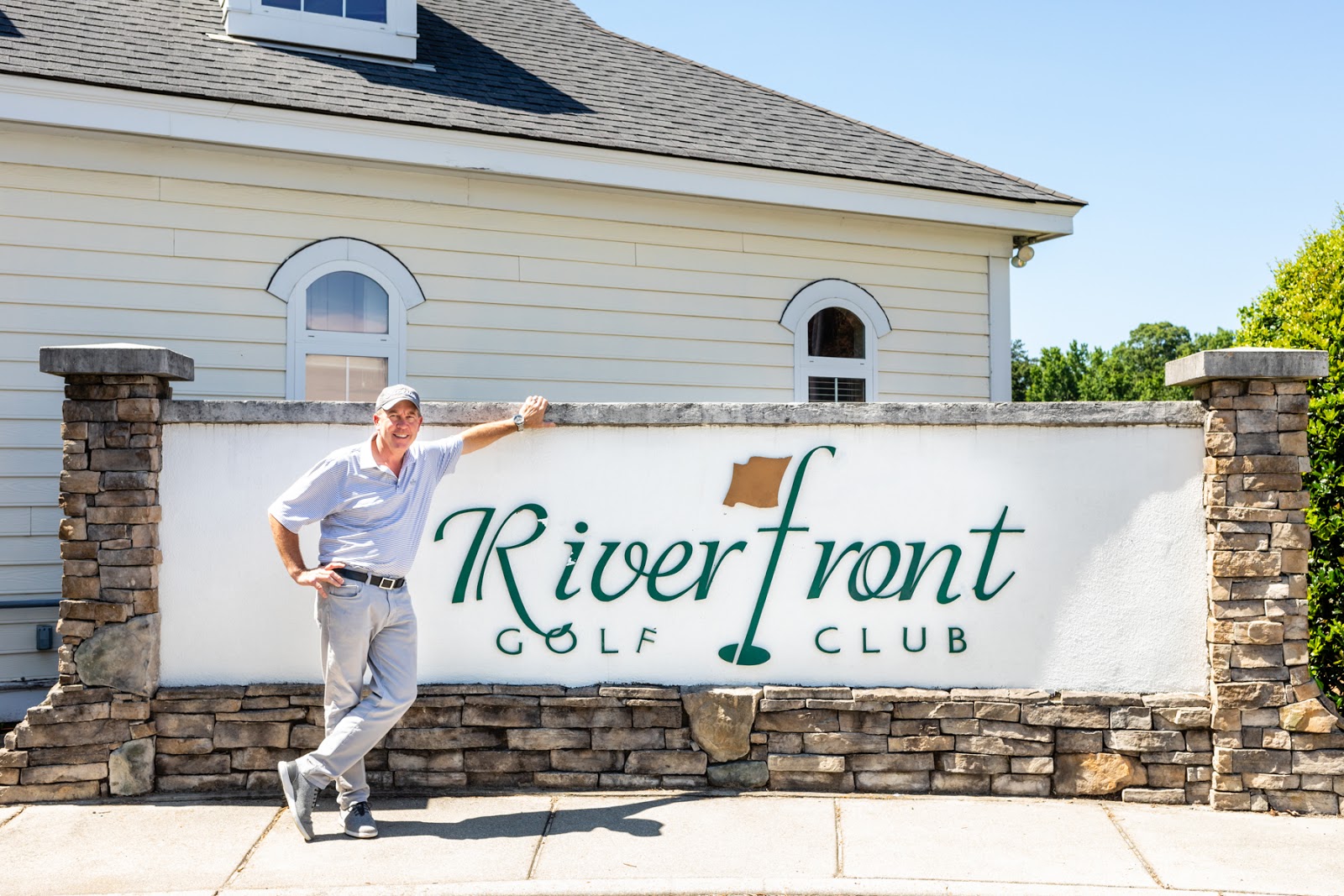 Riverfront Golf Club