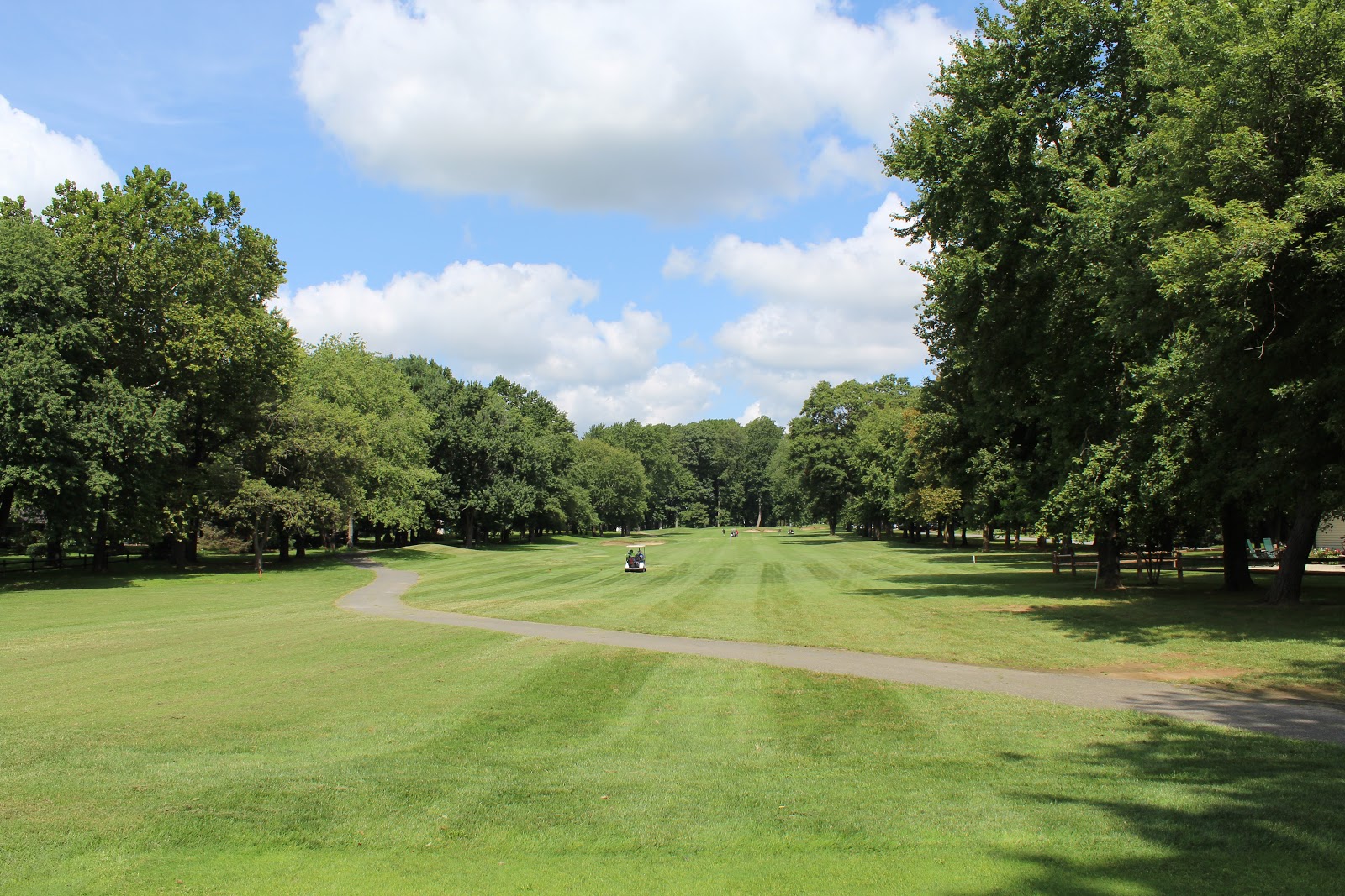 Garrisons Lake Golf Club