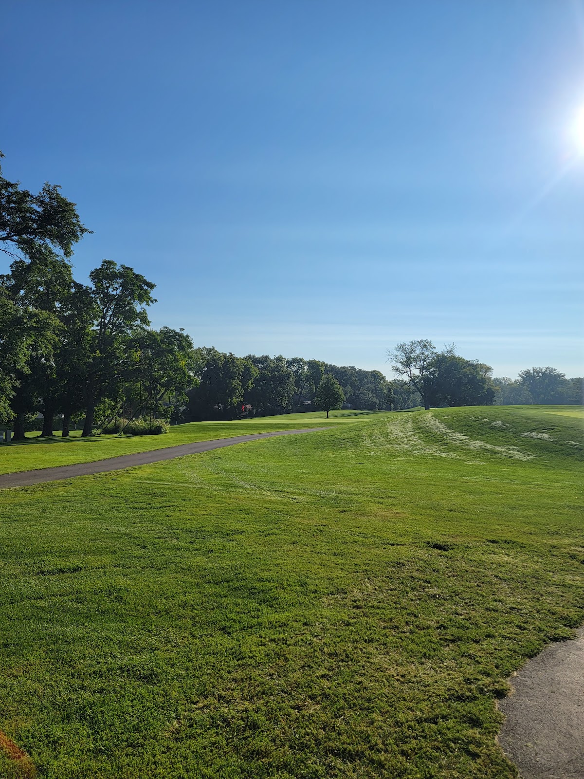 Bright Grandview Golf Course - Golf Course