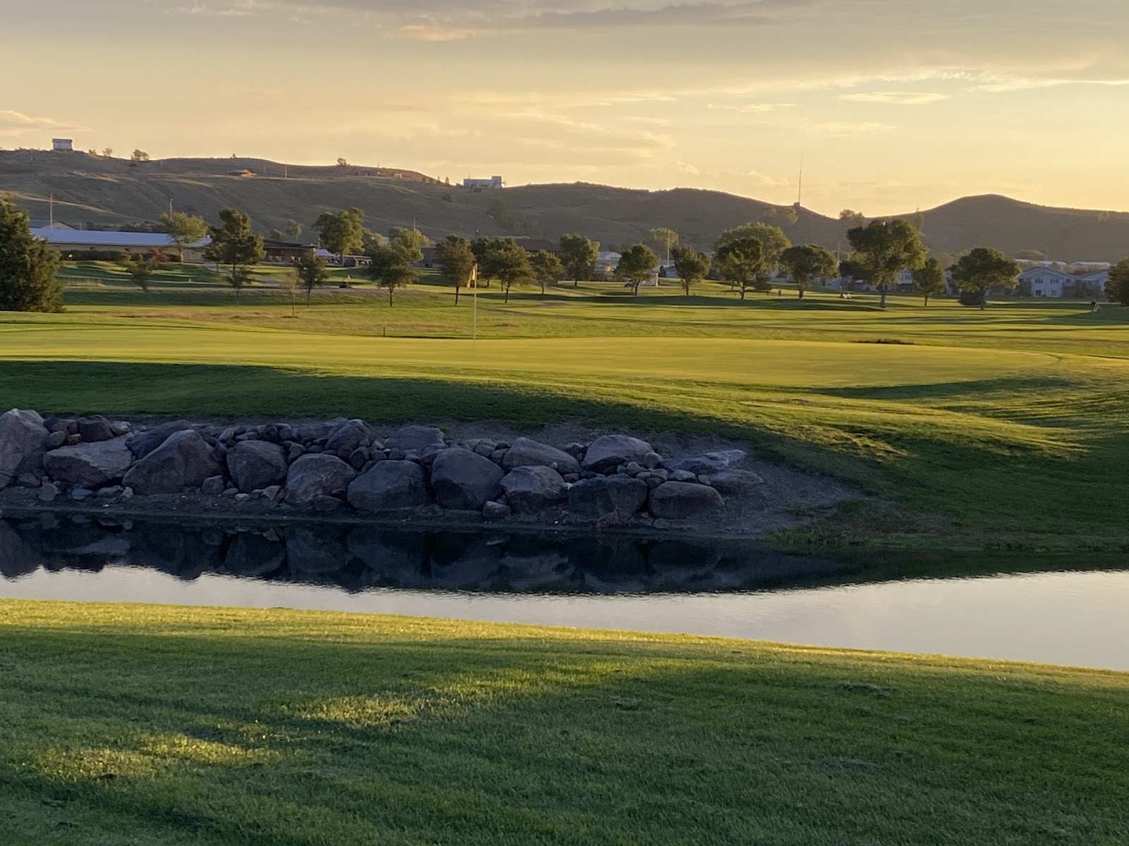 Hillsview Golf Club