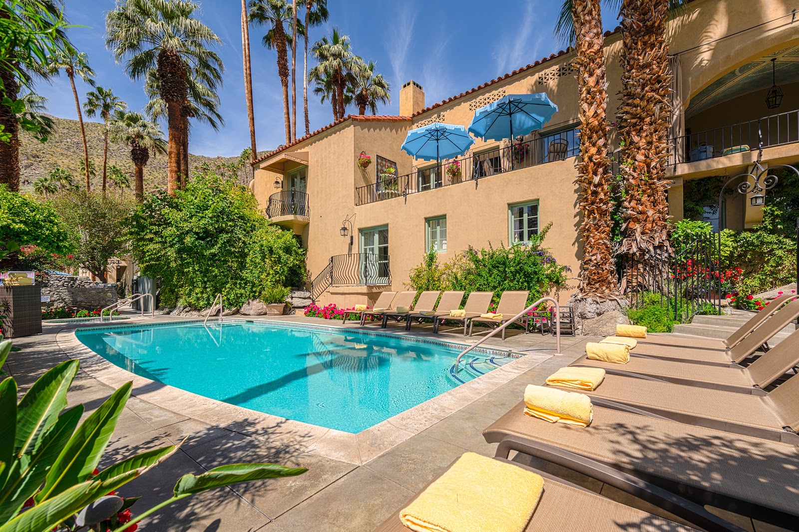 The Willows Historic Palm Springs Inn