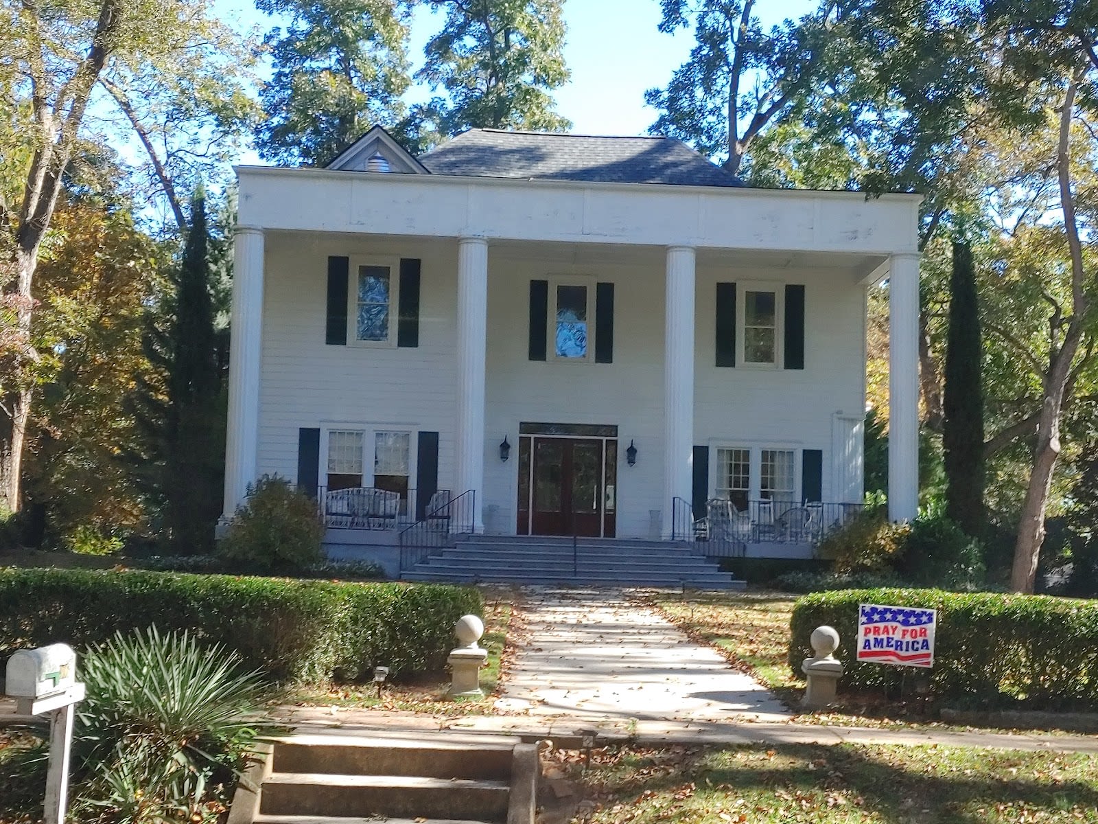 Goodwin Manor