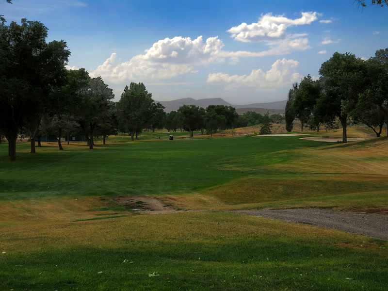 Ruby View Golf Course - Golf Course