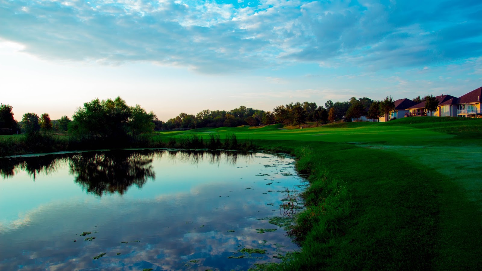 Auburn Hills Golf Course - Golf Course