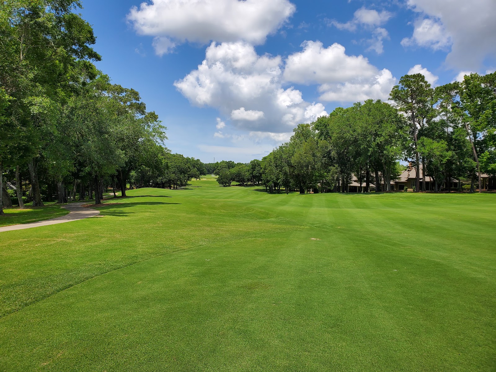 Lakewood Golf Club - Golf Course