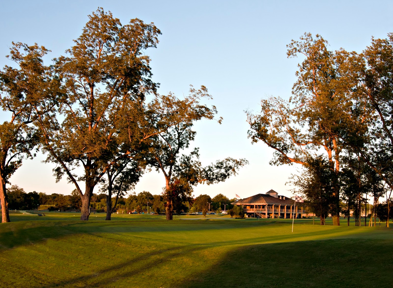 Gateway Golf Course - Golf Course