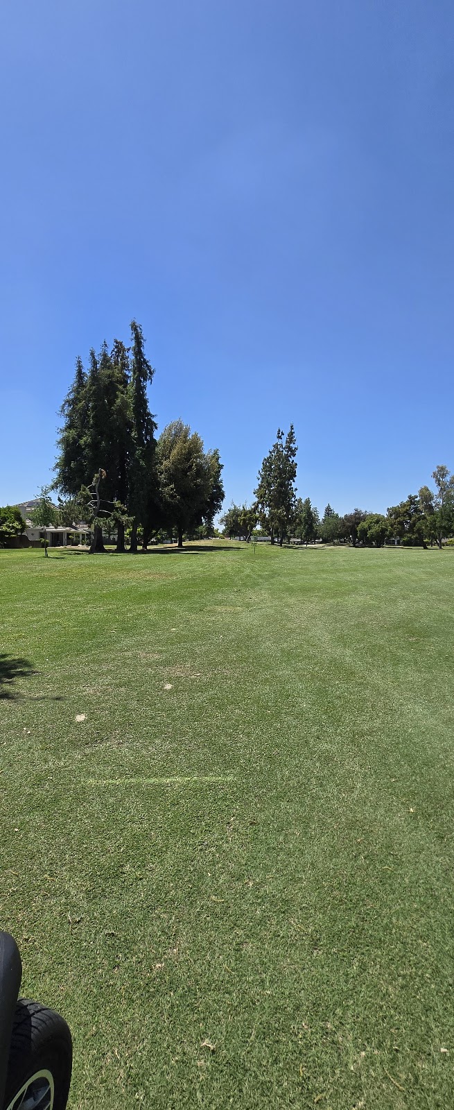 Visalia Golf Club - Golf Course