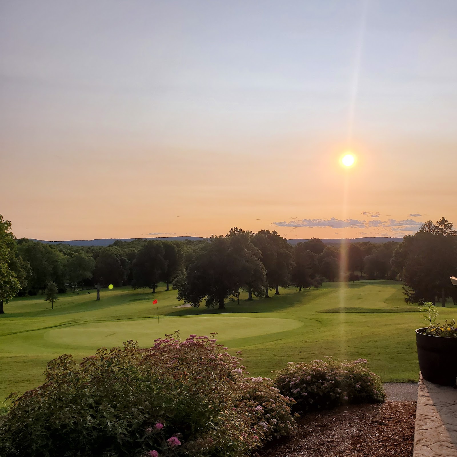 Suffield Country Club