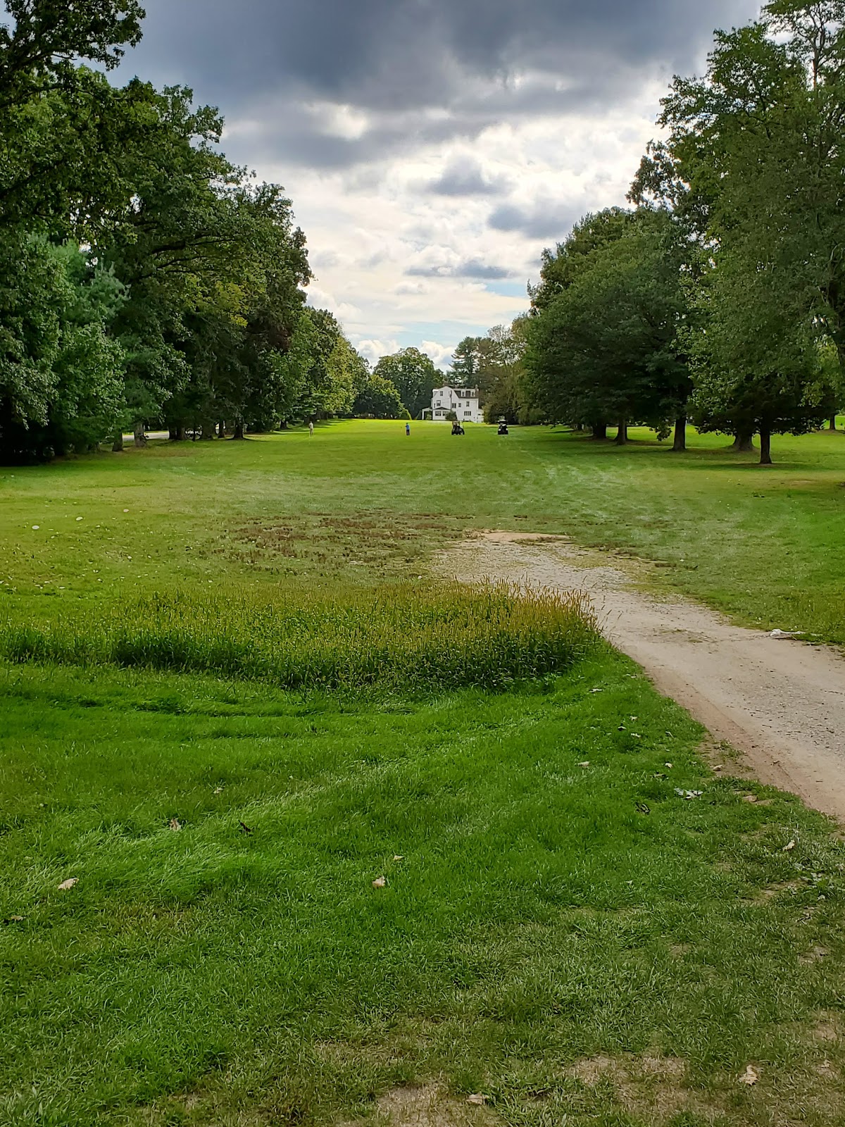 Chanticlair Public Golf Course - Golf Course