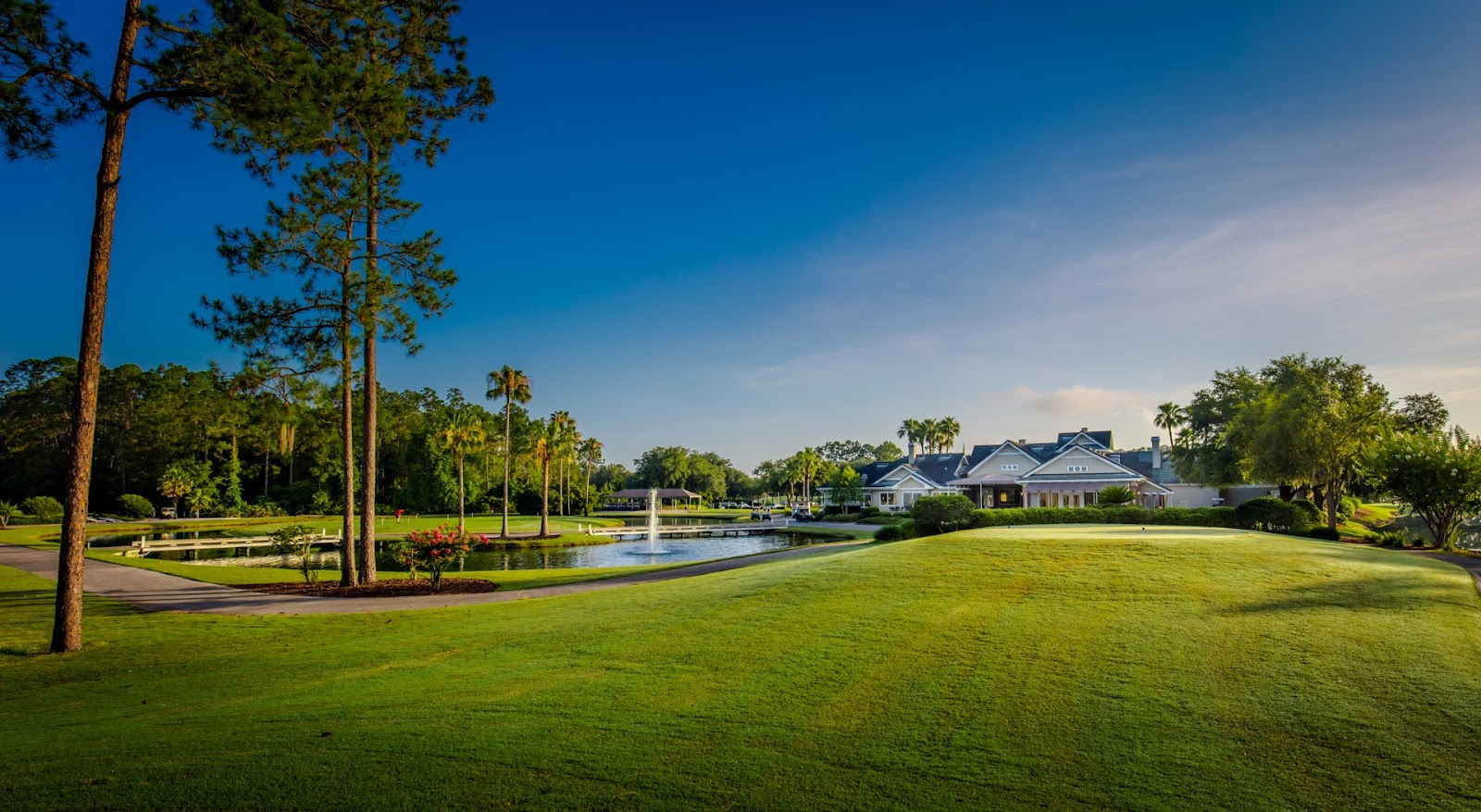 Eagle Harbor Golf Club - Golf Course