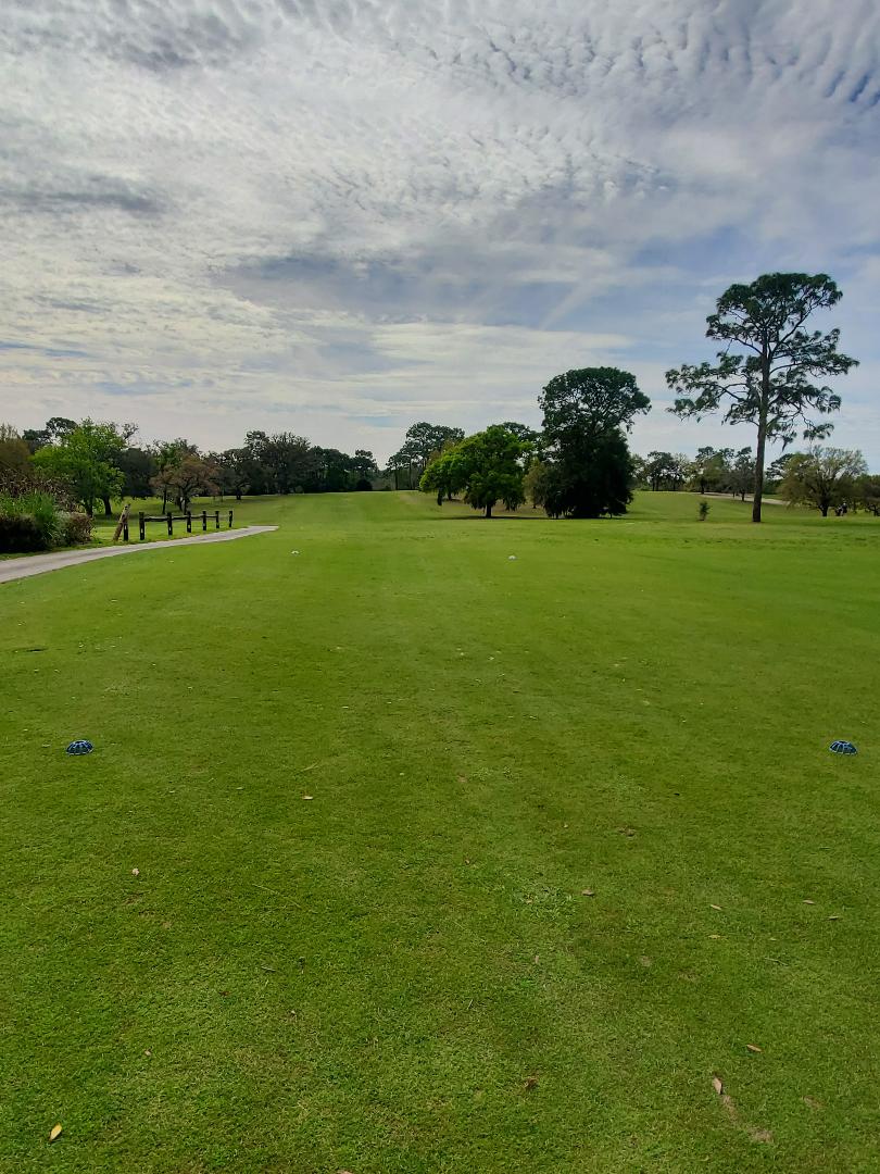 Golf Central Golf Club - Golf Course