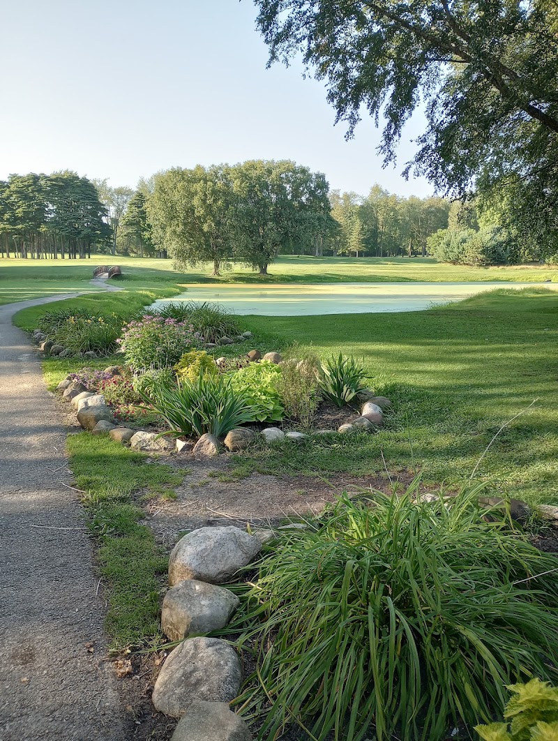 Cheshire Hills Golf Course