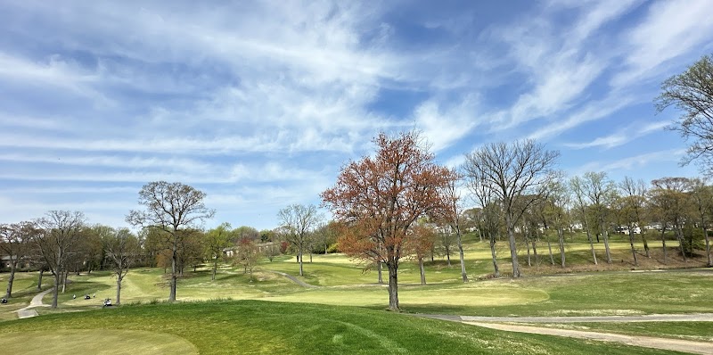 Bay Hills Golf Club - Golf Course