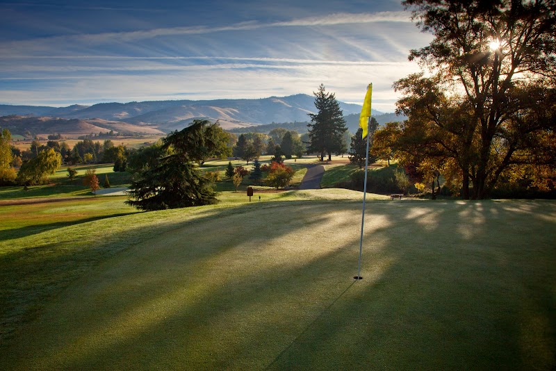 Oak Knoll Golf Course