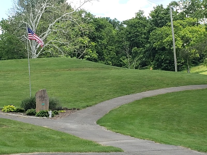 Cardinal Hills Golf Course - Golf Course
