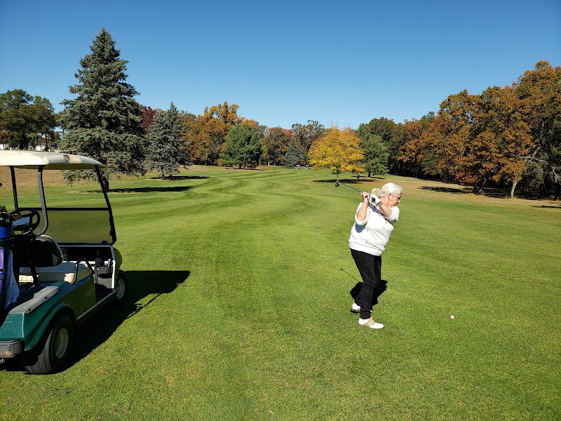 Marquette Trails Golf Club