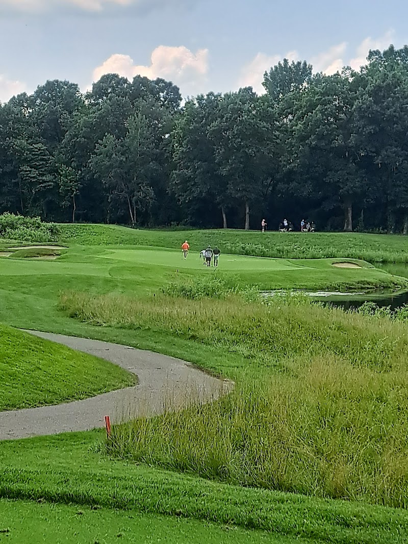 Hawk Hollow Golf Course
