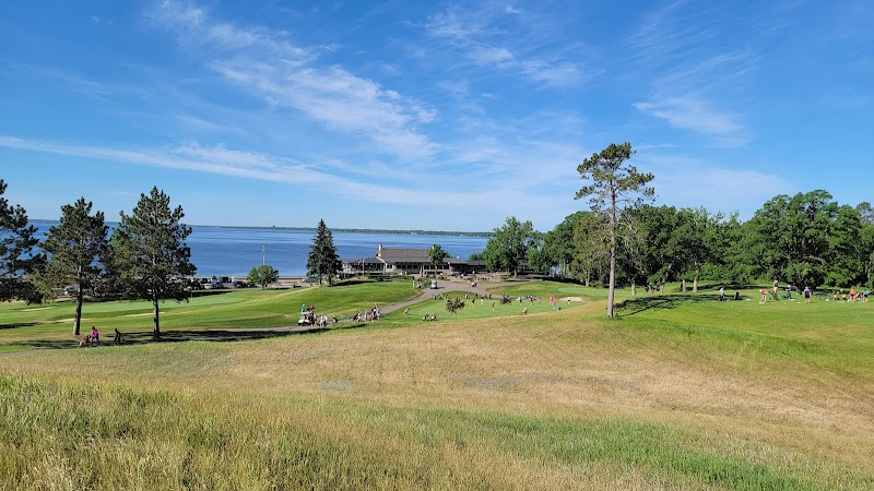 Bemidji Town and Country Club