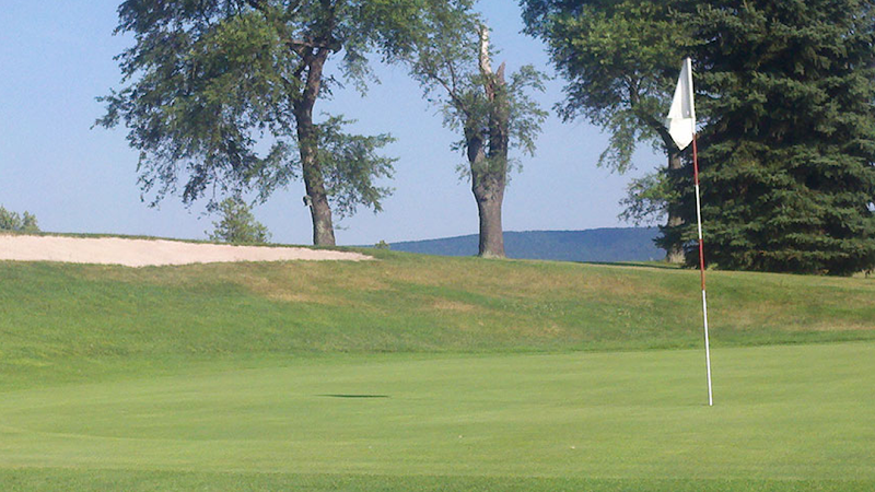 Rolling Pines Golf Course & Banquet Facility