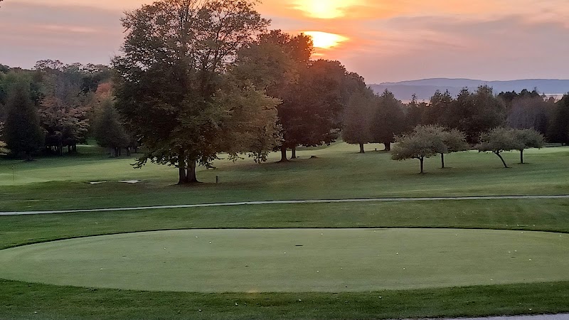 Crystal Lake Golf