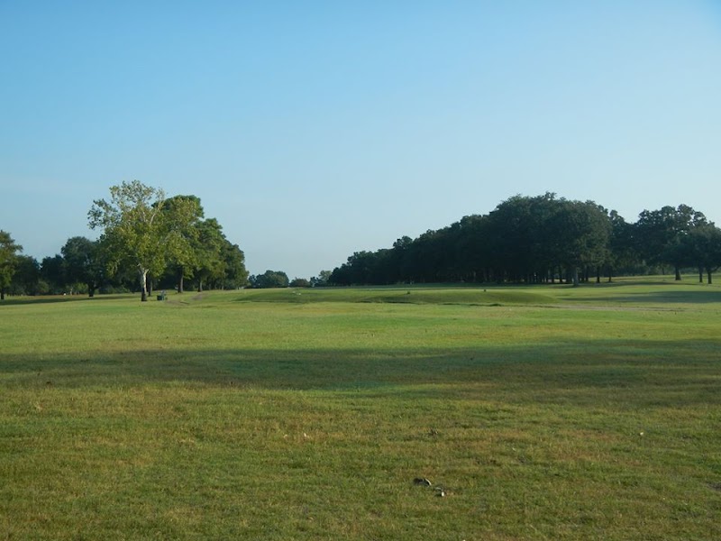 Brenham Country Club - Golf Course